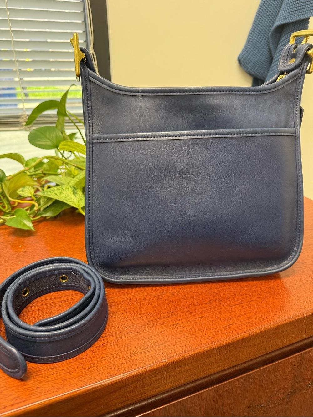 Vintage Coach Legacy Zip in True Blue